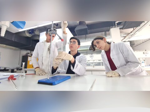 Beynəlxalq Elm Olimpiadasında  laboratoriya hazırlığı keçirilib