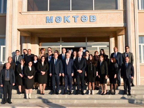 Nazir Naxçıvanda məktəb açılışında iştirak edib    