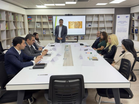 Dövlət İmtahan Mərkəzi təlim təşkil edib