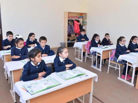 280 şagirdlik internat gimnaziyada 720 uşağın qeydiyyatda olduğu müəyyən edilib