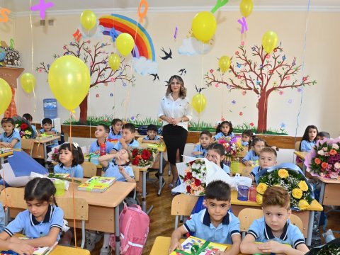 “Sevincindən qanad açıb uçan” şagirdin müəllimi: “Sinfə balaca Günel kimi daxil oluram”