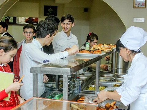 Universitet bufetlərində vəziyyət: “Tələbələrin həyatı təhlükədədir”