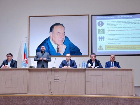 Təsərrüfat işləri üzrə direktor müavinləri təlimlərə cəlb olunub