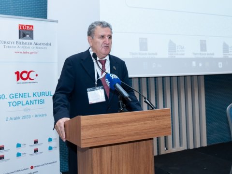 AMEA-nın prezidenti Türkiyə Elmlər Akademiyasında çıxış edib