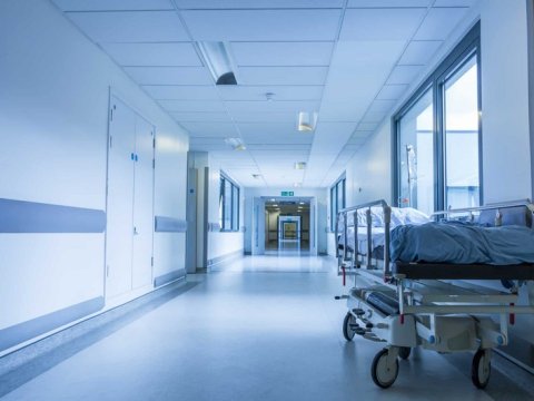 Bakıda yeniyetmə yol-nəqliyyat hadisəsində ağır xəsarət alıb