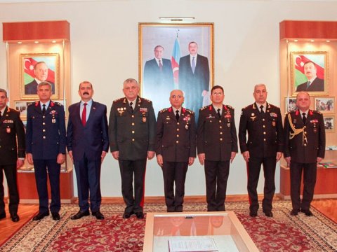Türkiyəli general Hərbi İnstitutda olub