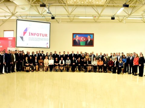 Naxçıvanda sahibkarların iştirakı ilə infotur təşkil olunub