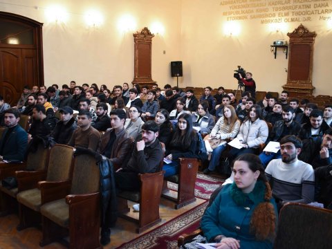 DİM- də tələbələr üçün maarifləndirici görüş keçirilib