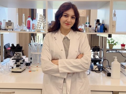 UNEC-in gənc tədqiqatçısı Dövlət Proqramının QALİBİ OLDU