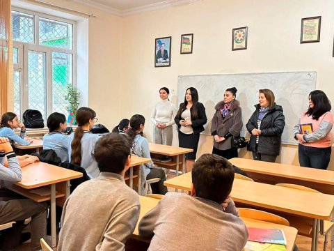 Valideynlər inklüziv siniflərlə bağlı məlumatlandırılıb -FOTO