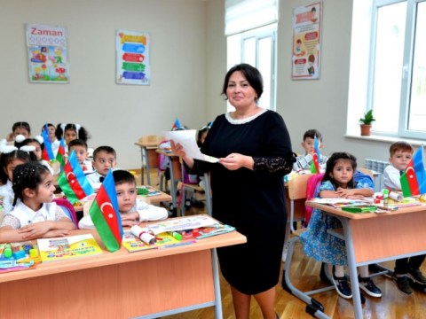 Bu il Bakı məktəblərinə 2000-dən çox müəllim işə qəbul olunub