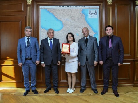 Tələbə “Azərbaycan Qan Donorluğunun İnkişafı Mərkəzi” İdarə Heyətinin Fəxri üzvü seçilib