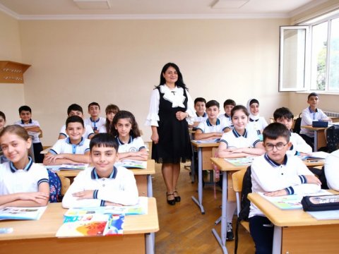 XII sinifdə təhsil alanların sayı AÇIQLANIB