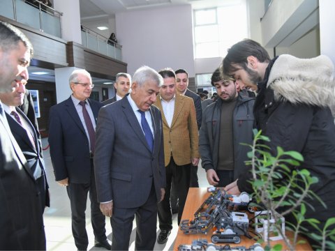 Bakı Mühəndislik Universitetində “Qış Elm Festivalı” keçirilib