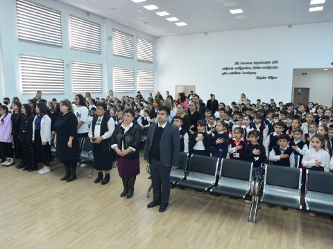 İnternat şagirdlərinin bayram sevinci  