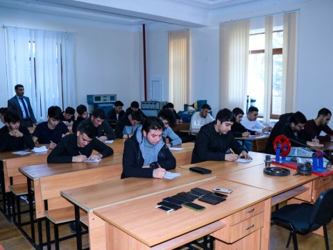 AzTU-da qış imtahan sessiyası başlayıb
