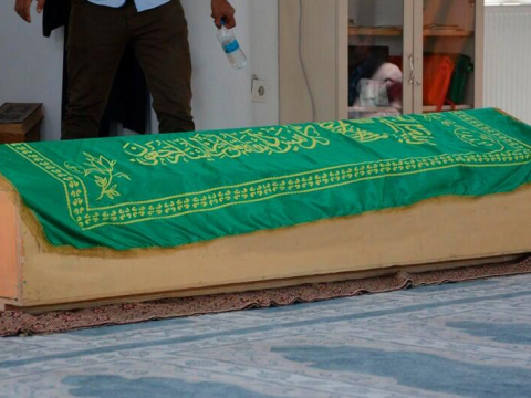 Məktəb direktoru qəfil vəfat etdi