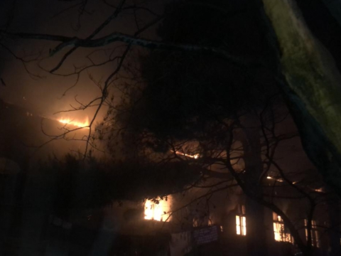 Sumqayıtda Kollecin yataqxanası yanır- YENİLƏNİB