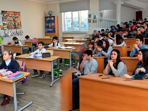 Məktəblər və universitetlər arasında əlaqələr qurulmalıdır!