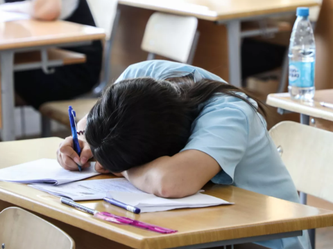 Buraxılış imtahanları: “Abituriyentlərin nəticələri getdikcə geriləyir”