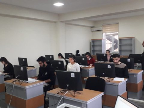 LDU-da imtahan sessiyası davam edir