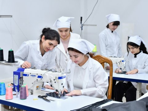 Dual təhsil proqramında iştirak edən tələbələrdən 50 faizi iş təklifi alıb