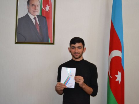 Azərbaycanın ən gənc seçicisi - ikiqat sevinc duyuram!