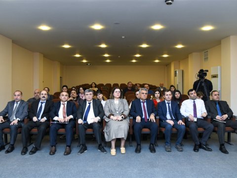 Elmmetrik bazalar və profillərin yaradılması mövzusunda təlim keçirilib