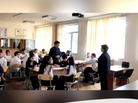 Şagirdlər peşə təhsili barədə maarifləndirilib