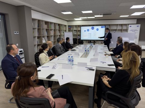 DİM təlim keçirib