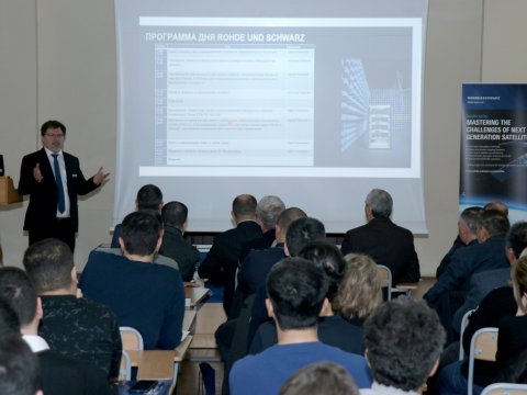 Almaniyanın məşhur şirkətinin əməkdaşları AzTU-da seminar keçib