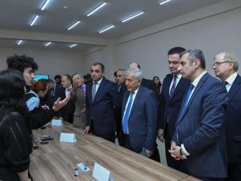 BMU tələbələrinin layihələrindən ibarət sərgi-təqdimat keçirilib