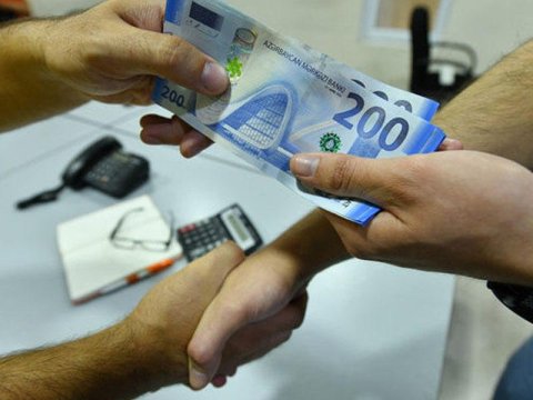 Rüşvət alan direktor işdən azad EDİLDİ