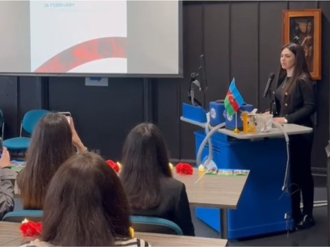 BMU məzunu Böyük Britaniyada Xocalı soyqırımı ilə bağlı tədbir keçirib
