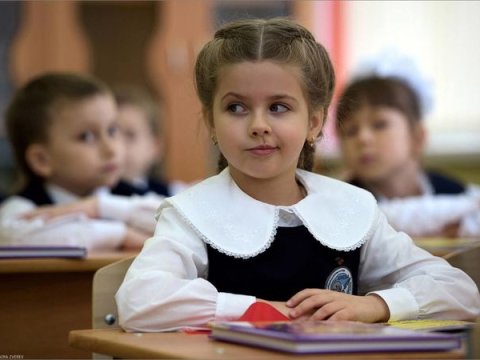 Rus bölmələrində problem: Müəllim çatışmazlığı, zəif nəticələr...