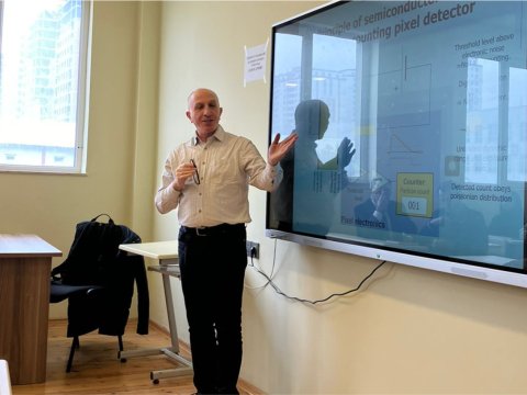 İnstitut professoru BMU tələbələri üçün mühazirə keçib