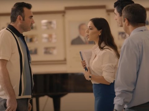 Müəllimin jurnalisti tənqid etdiyi serial narazılıq yaratdı, prodüser cavab verdi