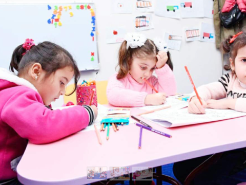 Valideynlər diqqətli OLUN: 3 yaşında uşağa bunları öyrətmək OLMAZ