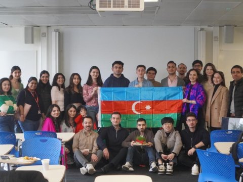   London Kral Kollecində Novruz bayramı keçirilib