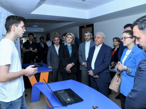 BMU tələbələrinin yeni startapları nümayiş olunub
