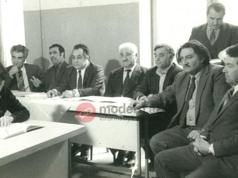 “Biz uşağa qaşıqla verib, çömçəylə tələb edirik”- Misir Mərdanovla MÜSAHİBƏ