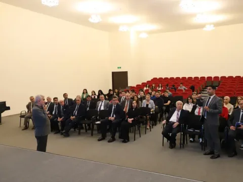 LDU- da maarifləndici təlim keçirilib