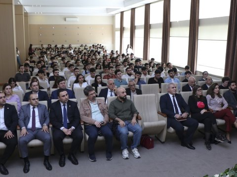 AZMİU tələbələri “Code for Future” layihəsini  tamamlayıb