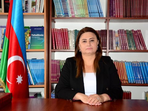 “Örnək müəllim” sertifikasiyadan kəsilənlərə müraciət etdi: “Təslim olmayın”