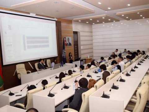 İqtisad Universitetində infosessiya keçirilib