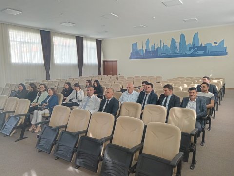 Dövlət İmtahan Mərkəzində təlim keçirilib