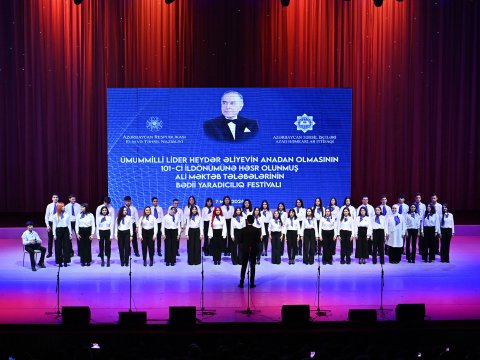Tələbələr arasında keçirilən bədii yaradıcılıq müsabiqə-festivalının yekun konserti