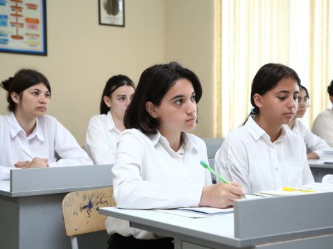 Paytaxt məktəblərində operativ monitorinqlər keçirilir