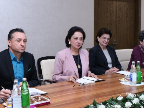 Nüfuzlu RİBA akkreditasiyasının ekspertləri AzMİU-da