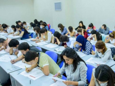 Rezidentura: “İnkişaf etmiş ölkələrdə qəbul imtahansızdır”